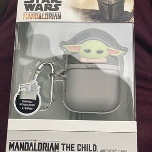 Star Wars: The Mandalorian The Child Gen 1-2 Airpods Case Grogu Baby Yoda | NEW